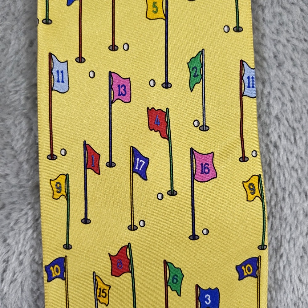 Vintage Alynn Golf Tie Mens Yellow Handmade Silk 18 Hole Course Colorful Y2K